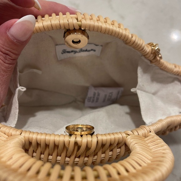 WHALE WATCHING WHICKER HANDBAG!! Pearl eye! Chain strap!! Adorable - Picture 5 of 5